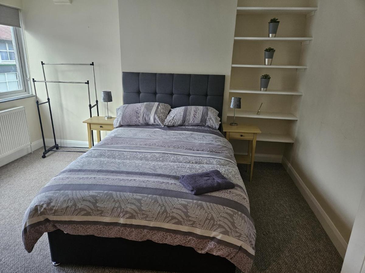 Leigh-On-Sea Retreat - 2 Bedroom Apartment Leigh-on-Sea Exterior foto