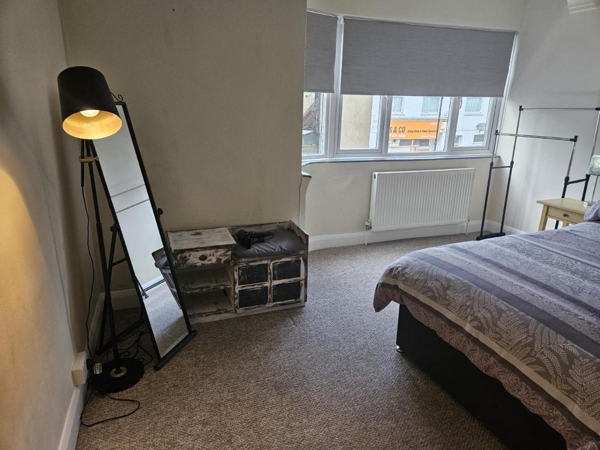 Leigh-On-Sea Retreat - 2 Bedroom Apartment Leigh-on-Sea Exterior foto
